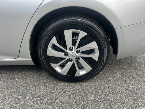 Used 2020 Nissan Altima 2.5 S image 25