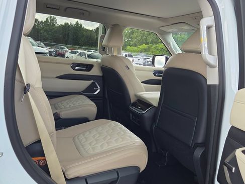 New 2026 Nissan Armada Platinum Reserve AWD/4WD image 13