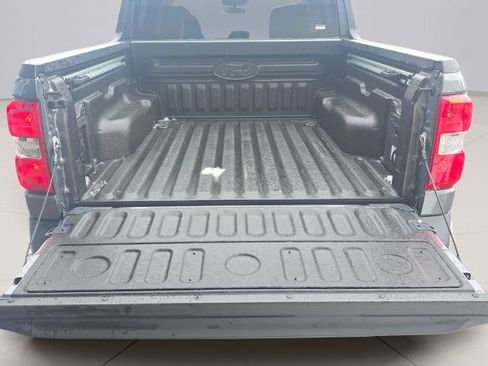 Certified 2022 Ford Maverick XLT w/ XLT Luxury Package image 12