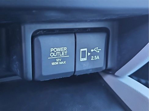 Certified 2022 Honda Pilot Touring image 28