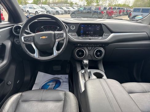 Used 2020 Chevrolet Blazer LT w/ Sound & Technology Package AWD/4WD image 6