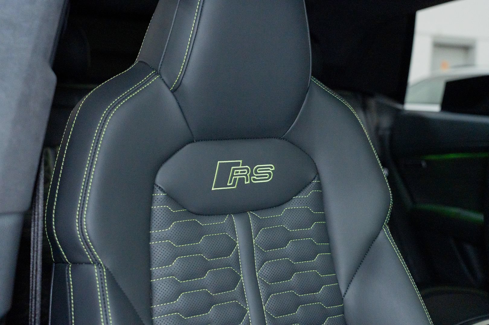 Used 2023 Audi RS Q8 w/ Black Optic Package AWD/4WD image 41