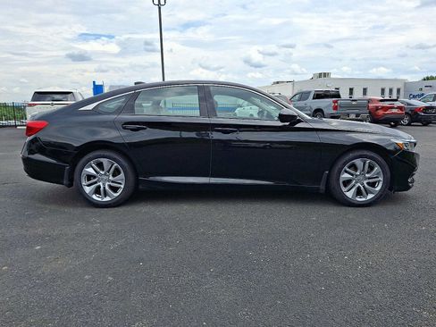Used 2019 Honda Accord LX image 7