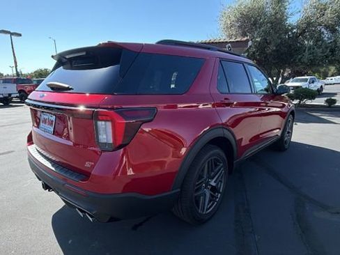 New 2026 Ford Explorer ST AWD/4WD image 4