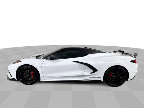 Used 2023 Chevrolet Corvette Stingray Preferred Conv w/ Battery Protection Package RWD image 5