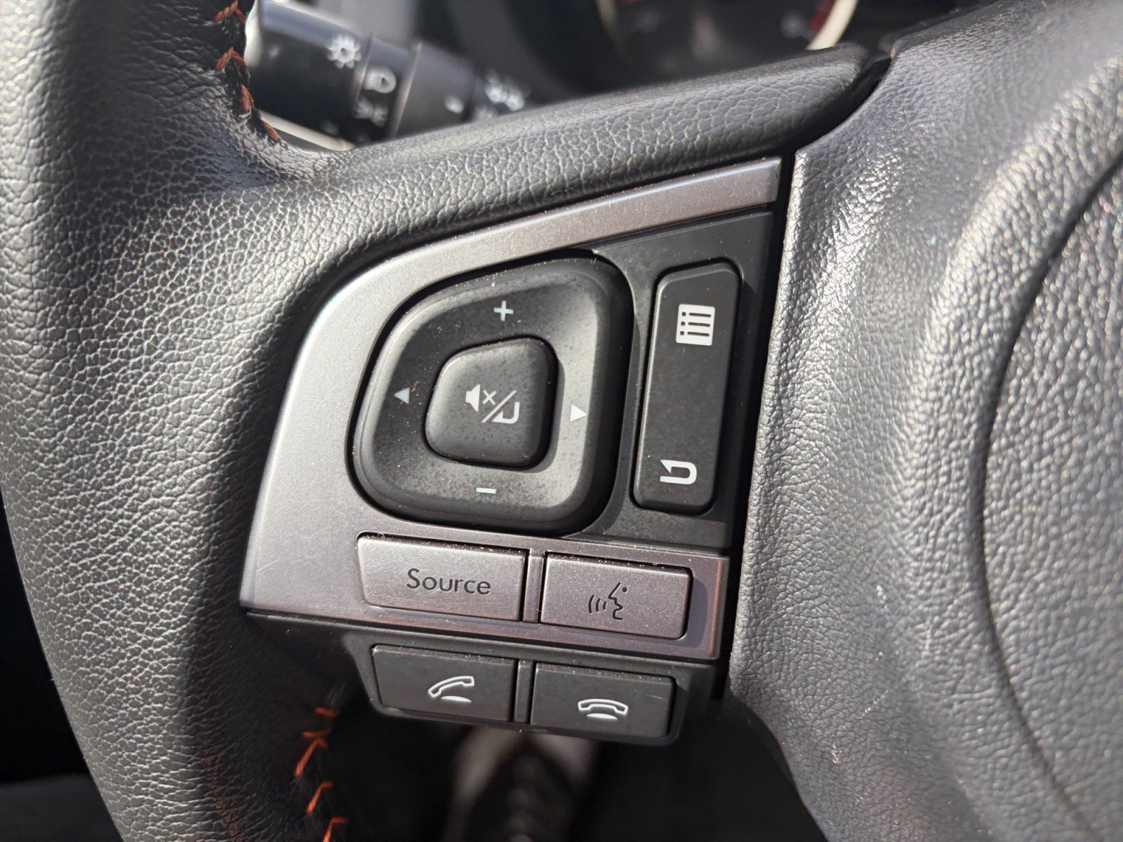 Used 2016 Subaru Crosstrek 2.0i Premium AWD/4WD image 18