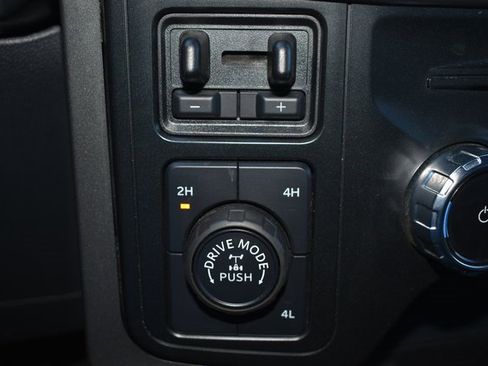 Used 2024 Ford F150 XLT w/ Equipment Group 302A MID image 32