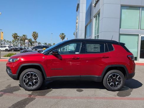 New 2026 Jeep Compass Trailhawk AWD/4WD image 2