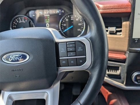 Used 2023 Ford Expedition Limited AWD/4WD image 26