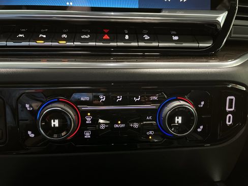 New 2026 Chevrolet Silverado 1500 LT w/ Z71 Off-Road Package image 12