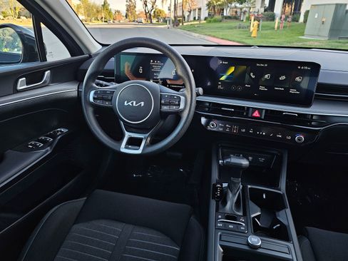 Used 2025 Kia K5 LXS image 20