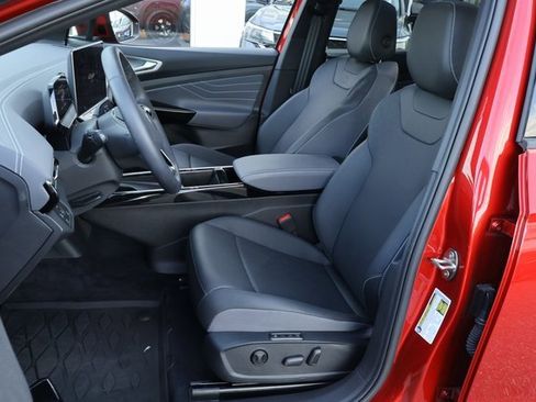 Certified 2024 Volkswagen ID.4 Pro S image 13