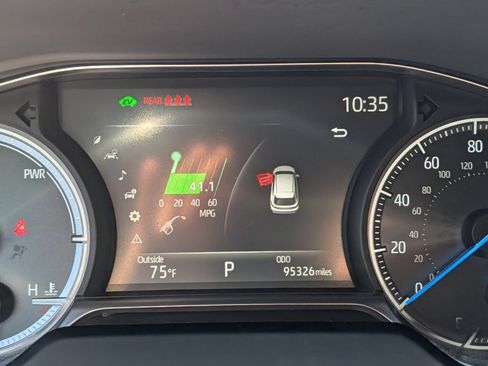 Used 2021 Toyota Venza XLE w/ Softex Package AWD/4WD image 28