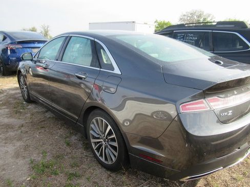 Used 2018 Lincoln MKZ Select w/ Select Plus Package image 4