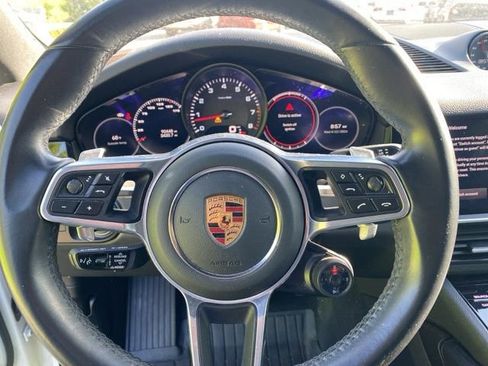 Used 2023 Porsche Cayenne Coupe AWD/4WD image 15