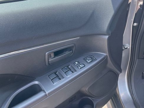 Used 2015 Mitsubishi Outlander Sport ES FWD image 11