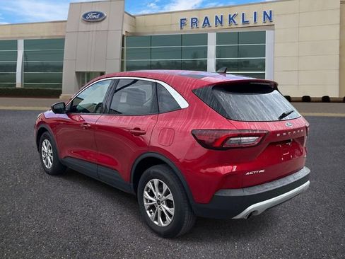 Used 2023 Ford Escape Active w/ Tech Pack #2 AWD/4WD image 5