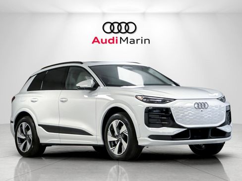 New 2025 Audi Q6 e-tron Premium Plus image 7