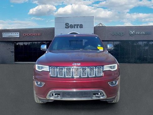 Used 2017 Jeep Grand Cherokee Overland AWD/4WD image 2