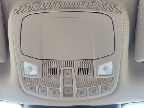 Used 2024 Ford Expedition Limited image 31