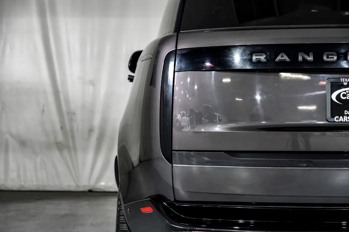 Used 2024 Land Rover Range Rover SE AWD/4WD image 42
