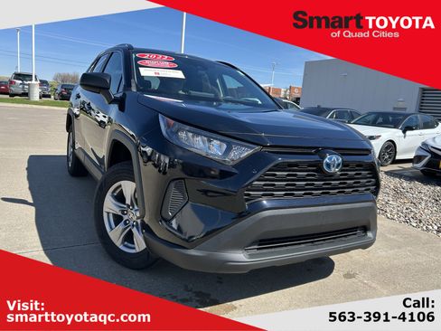 Certified 2022 Toyota RAV4 LE AWD/4WD image 1