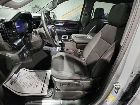 Used 2024 Chevrolet Silverado 1500 LT image 15