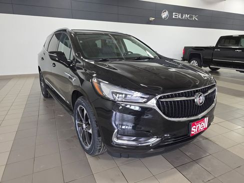 Used 2021 Buick Enclave Essence w/ LPO, Touring Package image 7