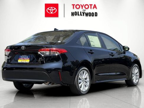 New 2026 Toyota Corolla LE FWD image 4