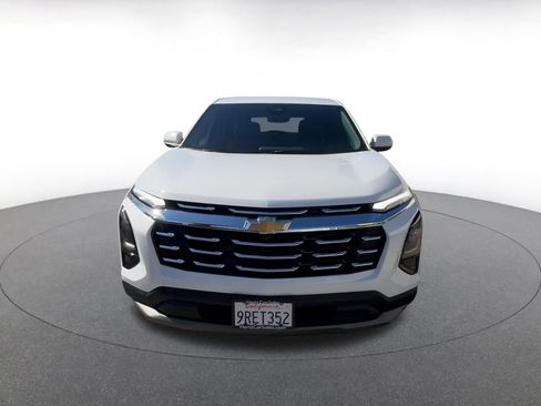 Used 2025 Chevrolet Equinox LT image 4