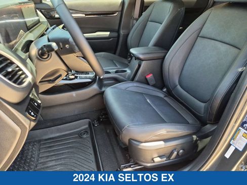 Used 2024 Kia Seltos EX AWD/4WD image 18