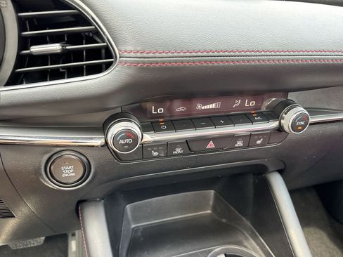 Used 2023 MAZDA MAZDA3 s FWD image 50