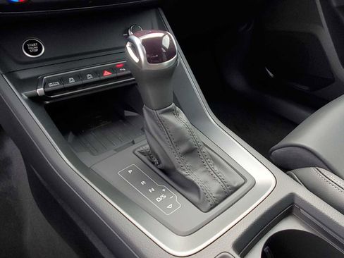 Certified 2024 Audi Q3 2.0T Premium w/ Convenience Package image 23