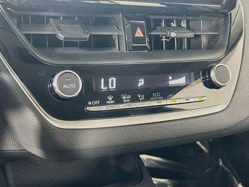 Used 2023 Toyota Corolla LE w/ LE Convenience Package FWD image 15