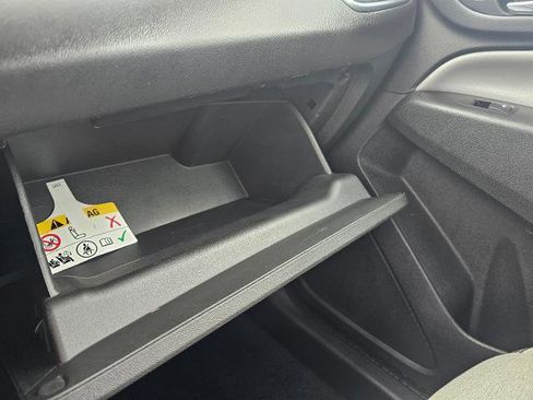 Used 2022 Chevrolet Equinox LS FWD image 47
