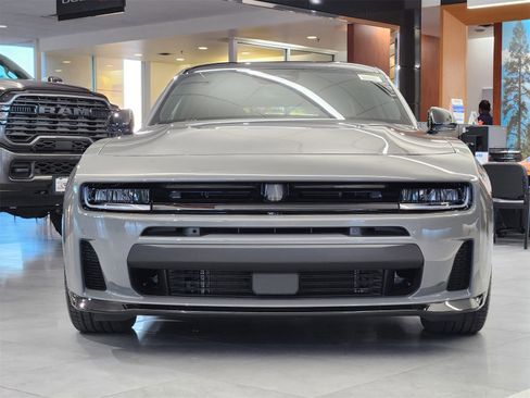 New 2026 Dodge Charger Daytona Scat Pack image 3