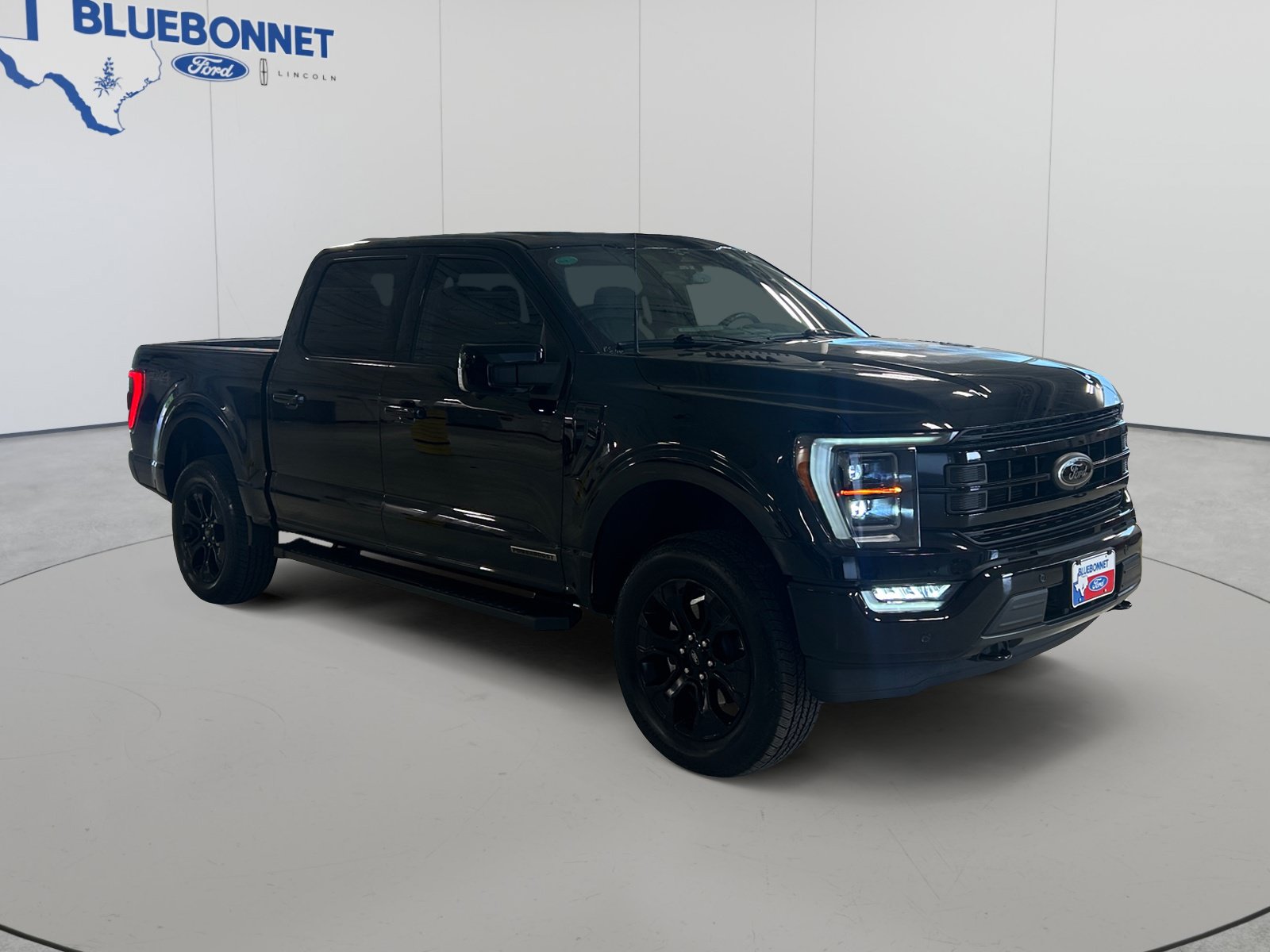 Used 2023 Ford F150 Lariat w/ Equipment Group 502A High AWD/4WD image 3