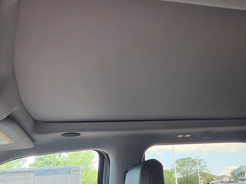 New 2025 Ford F350 Lariat w/ Lariat Ultimate Package image 13