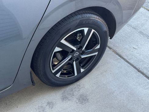 Used 2025 Nissan Sentra SV image 29