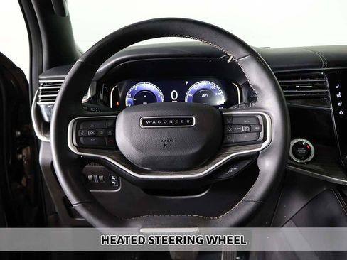 Used 2022 Jeep Wagoneer Series III w/ Flexible Seating Group AWD/4WD image 10