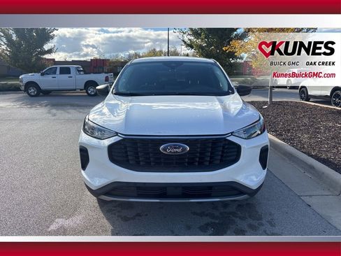 Used 2024 Ford Escape Active image 3
