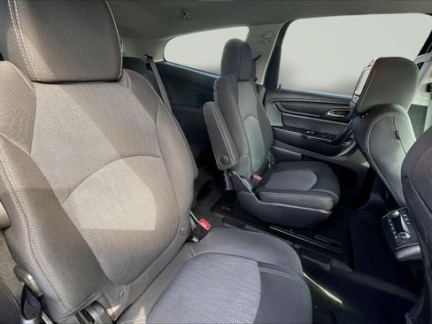 Used 2016 Chevrolet Traverse LT FWD image 27
