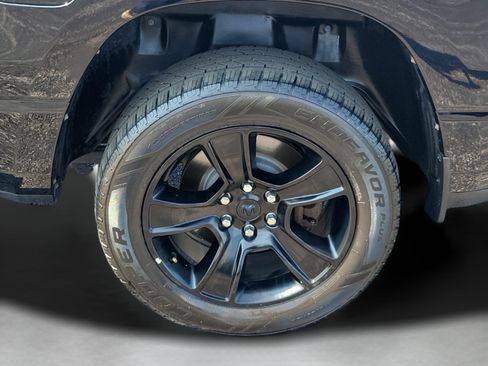 Used 2023 RAM 1500 Big Horn AWD/4WD image 30
