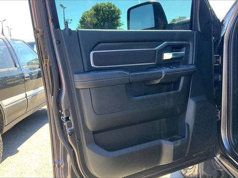 Used 2026 RAM 3500 Big Horn AWD/4WD image 23