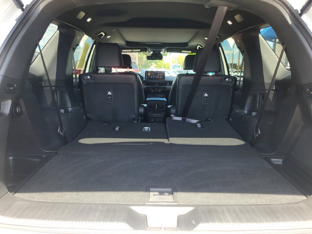 Certified 2026 Honda Pilot TrailSport image 30