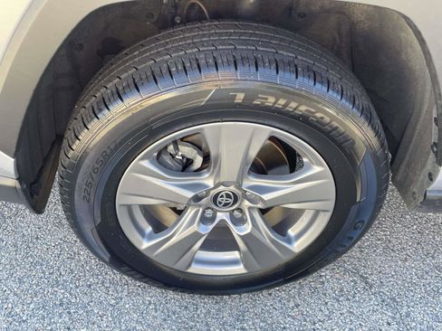 Used 2024 Toyota RAV4 XLE image 28