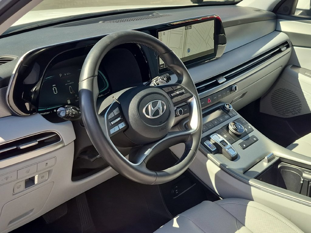 Used 2025 Hyundai Palisade SEL AWD/4WD image 15