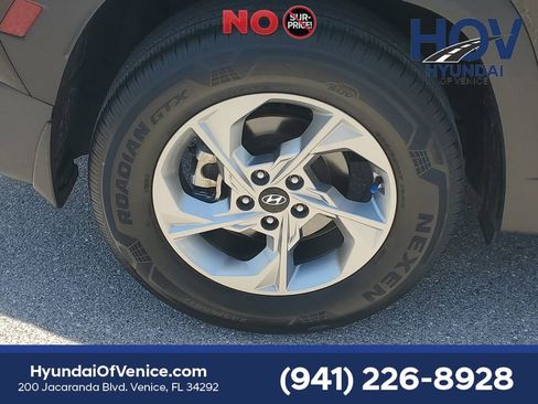 Certified 2022 Hyundai Tucson SEL FWD image 12