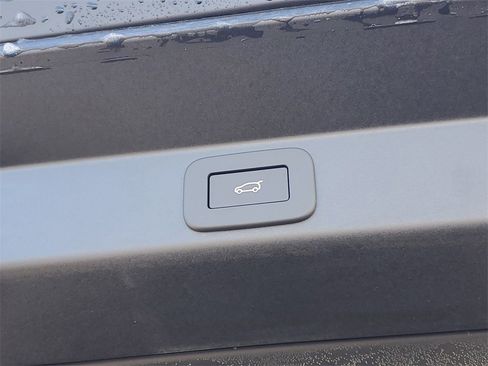 New 2026 Land Rover Range Rover Sport SE image 8