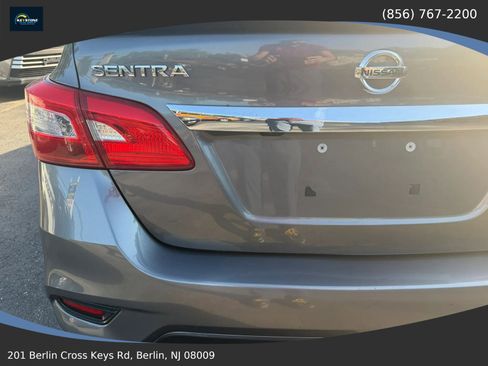 Used 2019 Nissan Sentra SR FWD image 29